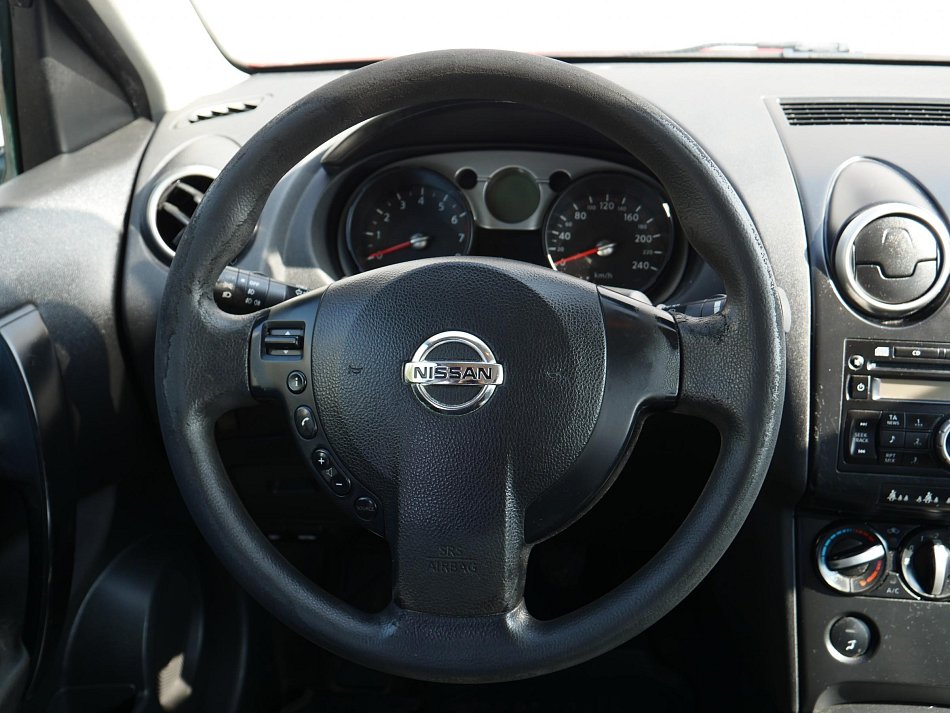 Nissan Qashqai 1.6i 