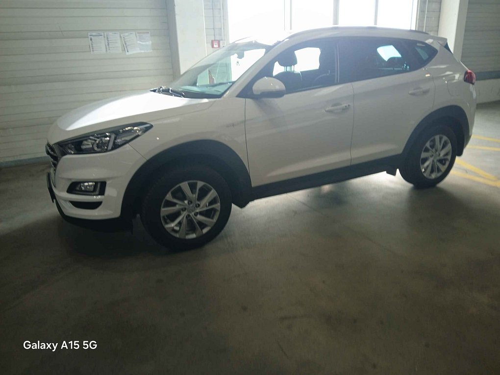 Hyundai Tucson 1.6 i 