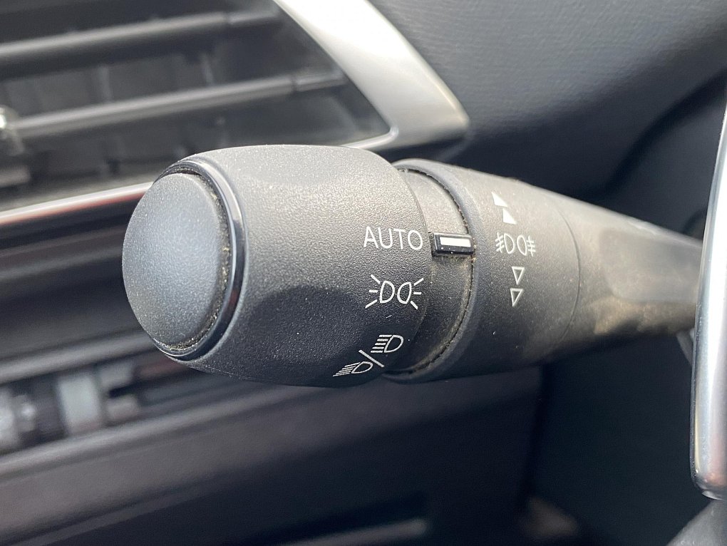 Peugeot 3008 1.5 HDi Active