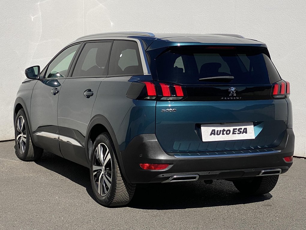Peugeot 5008 1.5 HDi Allure 7míst