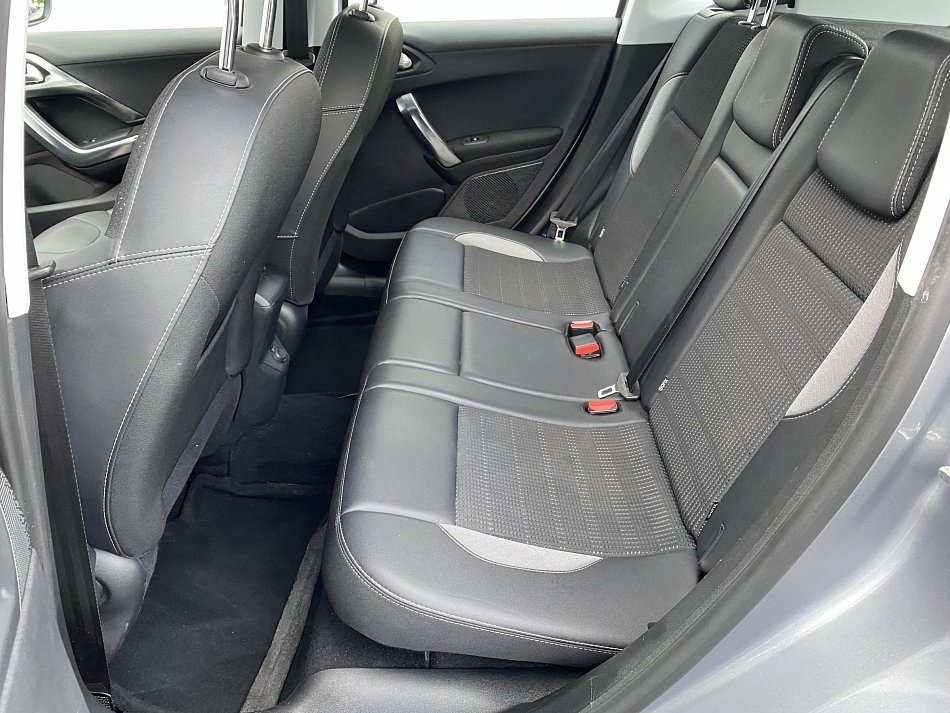 Peugeot 2008 1.2 PT Allure