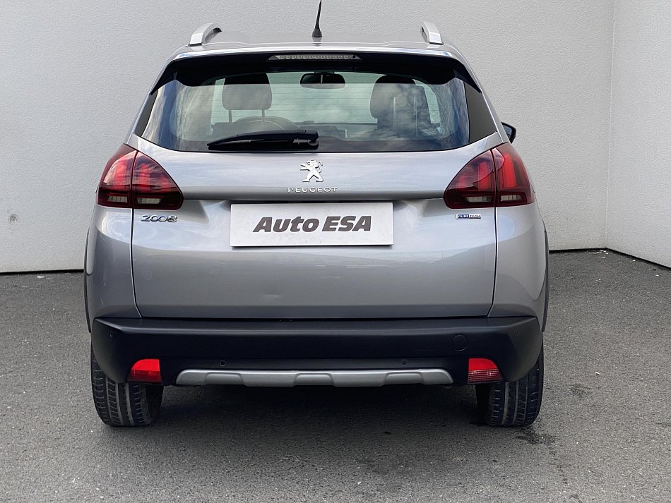 Peugeot 2008 1.2 PT Allure
