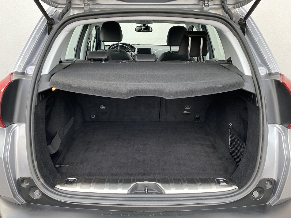 Peugeot 2008 1.2 PT Allure