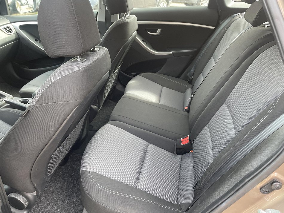 Hyundai I30 1.6 CRDi 