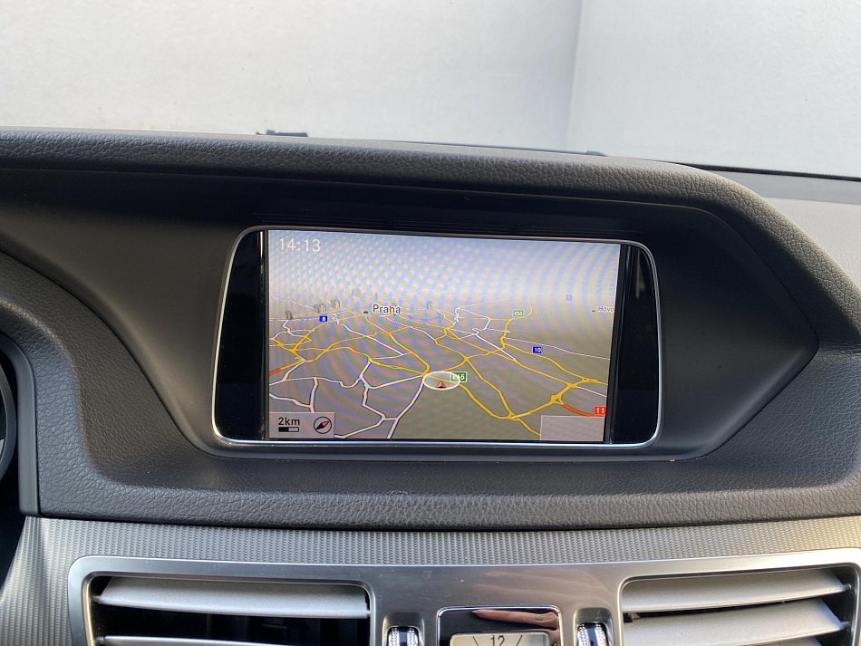 Mercedes-Benz Třída E 3.0 CDi Avantgarde E350 4Matic