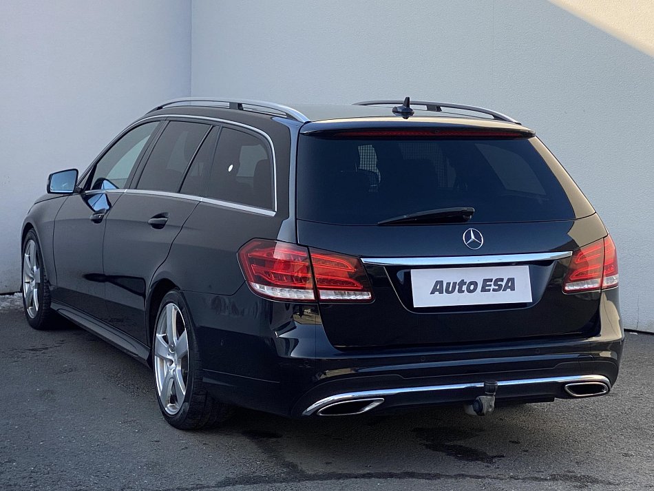 Mercedes-Benz Třída E 3.0 CDi Avantgarde E350 4Matic