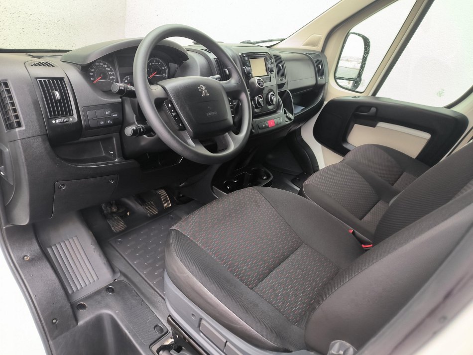 Peugeot Boxer 2.0HDi  L3H2