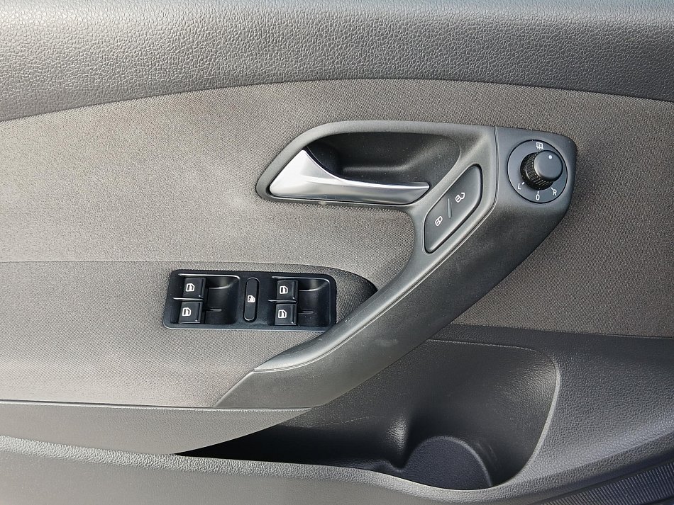 Volkswagen Polo 1.4i 