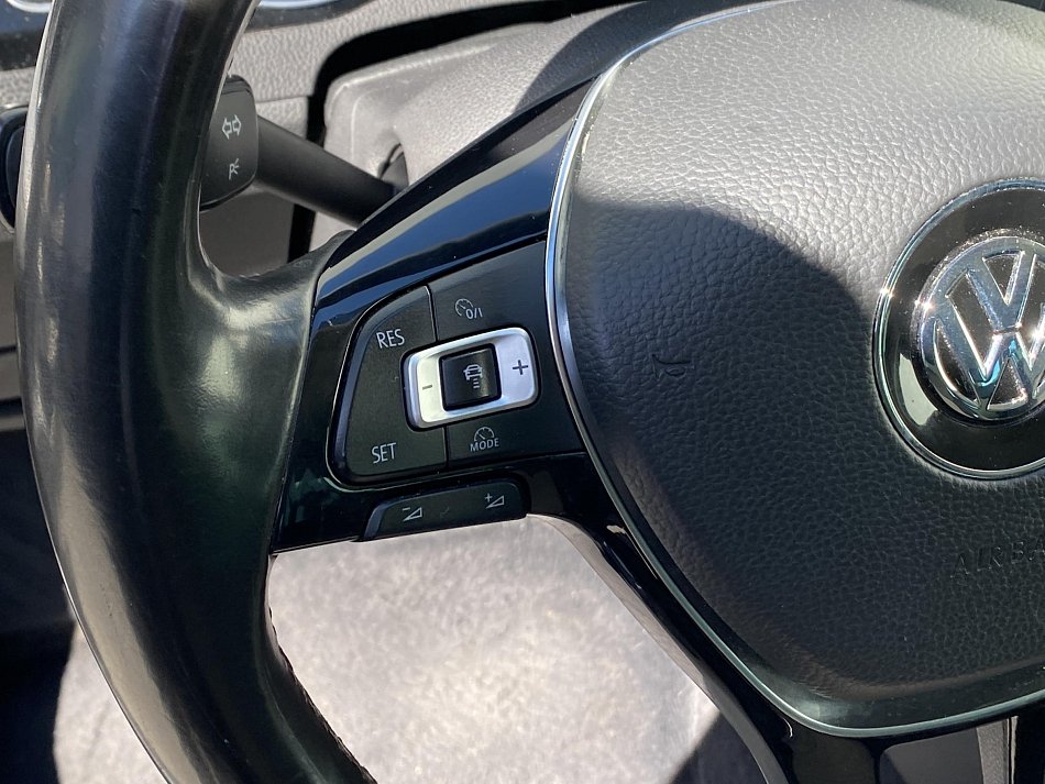 Volkswagen Passat 2.0 TDi Highline