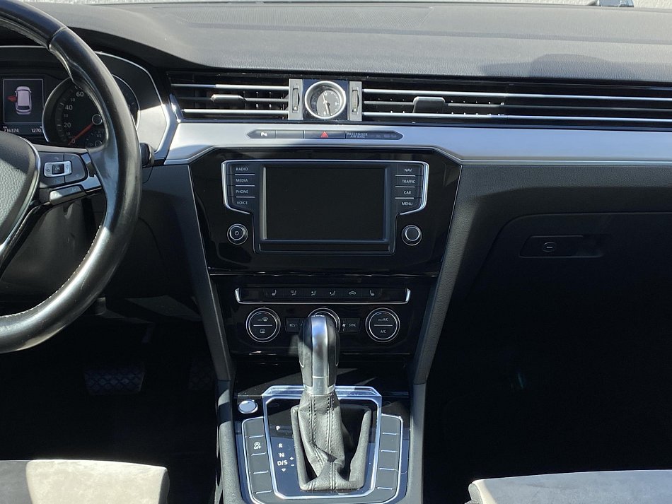 Volkswagen Passat 2.0 TDi Highline