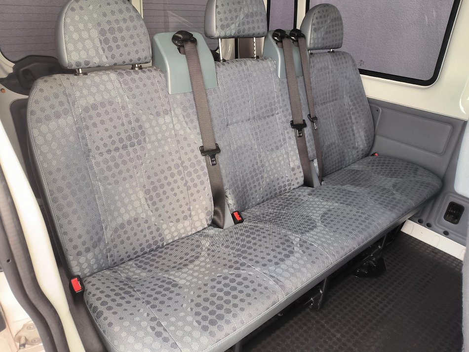 Ford Transit 2.2TDCi Trend L2H2 8míst