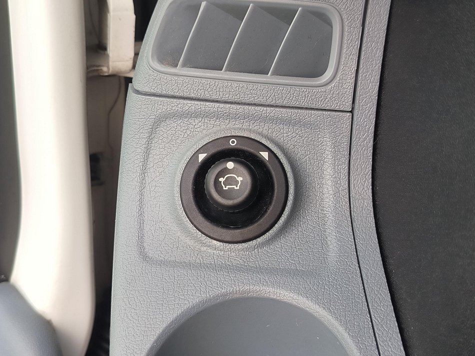 Ford Transit 2.2TDCi Trend L2H2 8míst