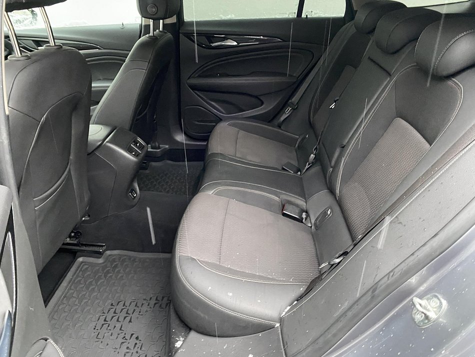 Opel Insignia 2.0 CDTi 