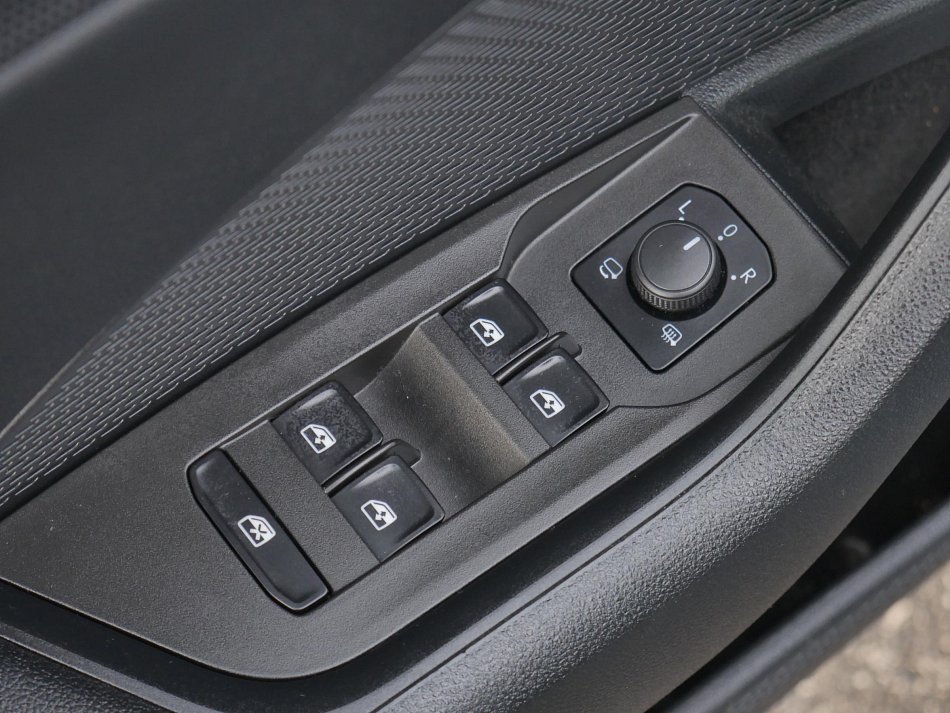 Škoda Octavia IV 1.5TSi 