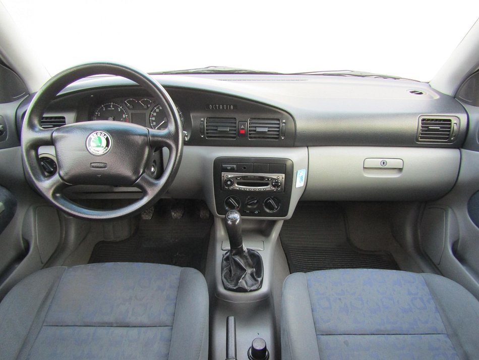 Škoda Octavia 1.6 i 