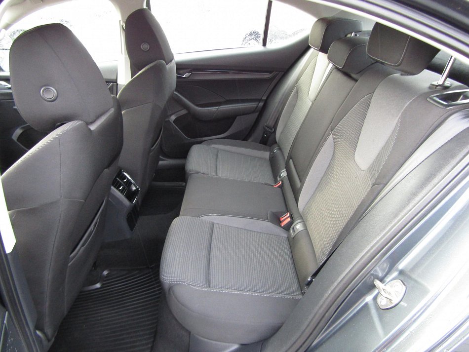 Škoda Octavia IV 2.0 TDi 