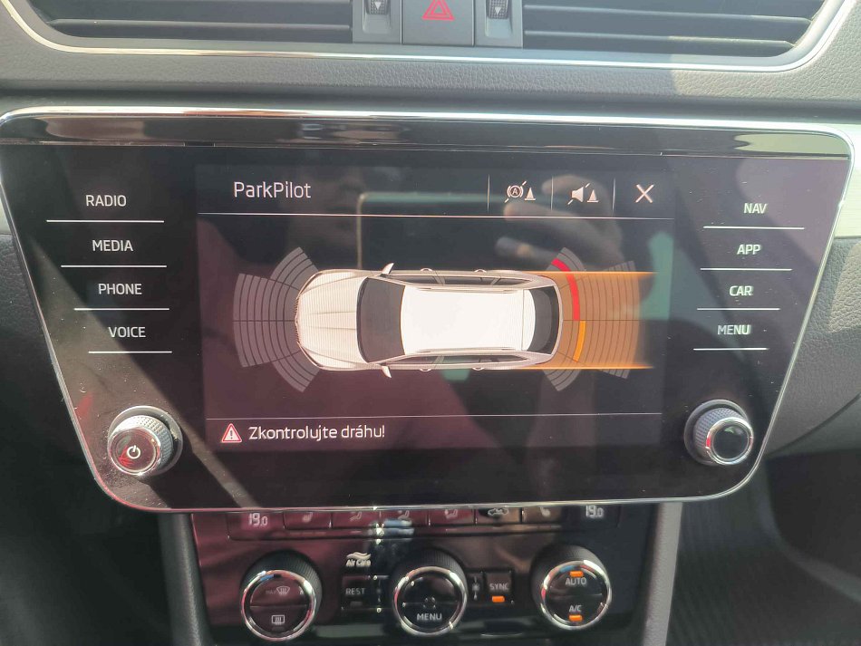 Škoda Superb III 2.0TDi 