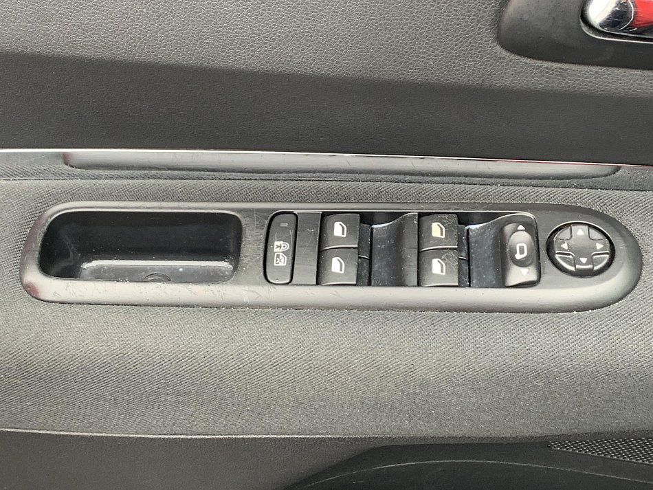 Peugeot 5008 1.6HDi 