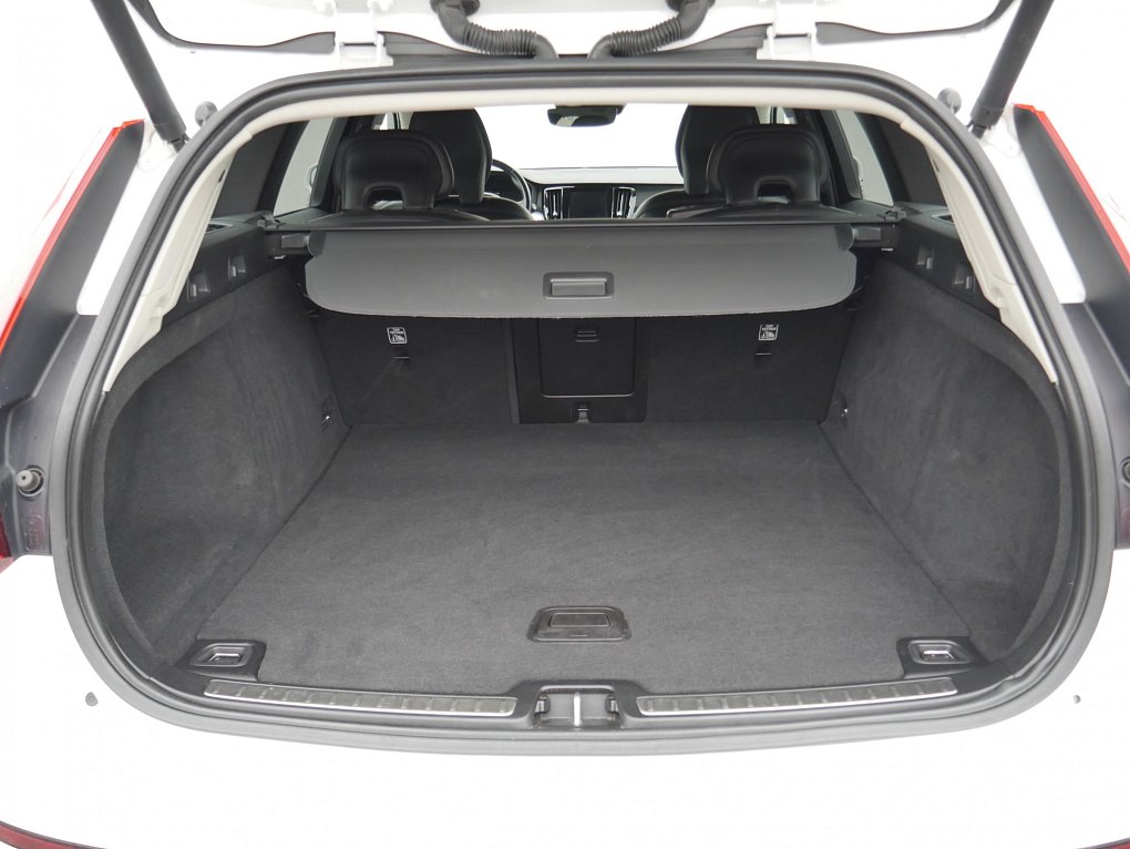 Volvo V60 2.0 D3 