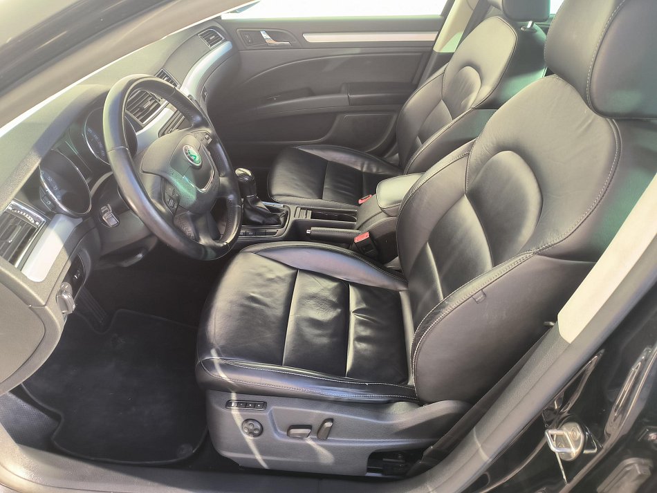 Škoda Superb II 2.0 TDi Exclusive 4x4