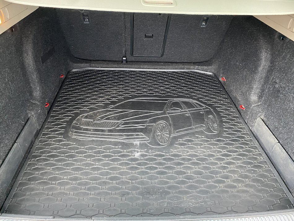 Škoda Superb III 2.0 TSi 