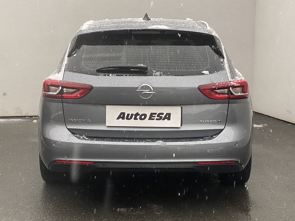 Opel Insignia 2.0 CDTi 