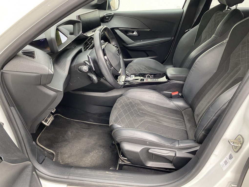 Peugeot 208 1.2PT GT