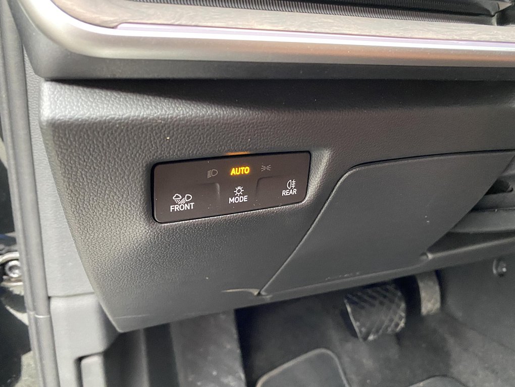 Škoda Superb IV 2.0 TSi L&K 4x4