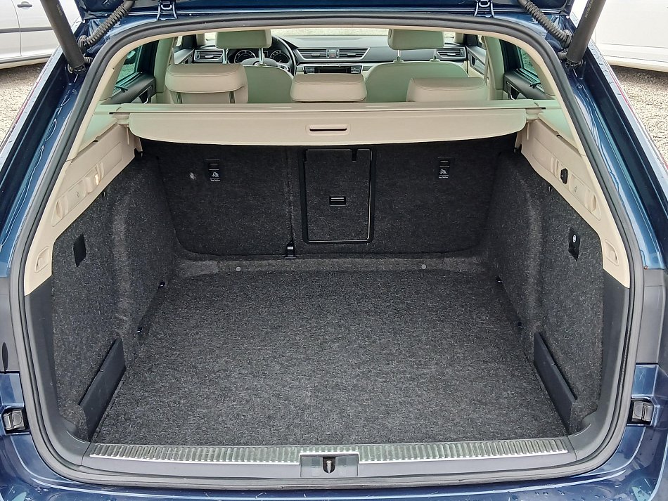 Škoda Superb III 2.0 TDi Style 4X4