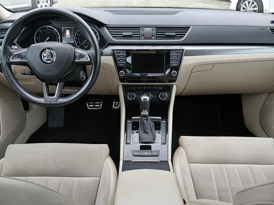 Škoda Superb III 2.0 TDi Style 4X4
