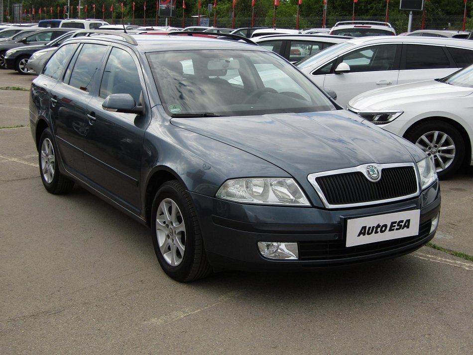 Škoda Octavia II 1.6 MPi Ambiente