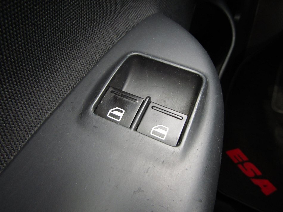 Škoda Octavia II 1.6 MPi Ambiente