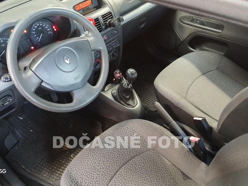 Renault Clio 1.2 i 