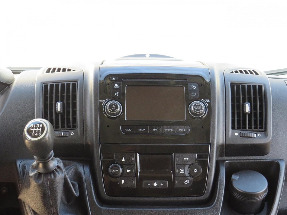 Peugeot Boxer 2.0HDi  9míst LUX