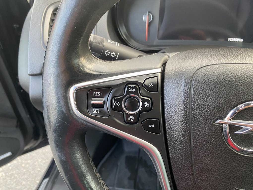 Opel Insignia 2.0 CDTi 