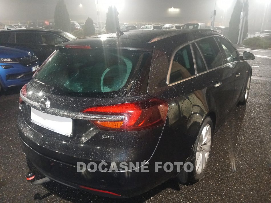 Opel Insignia 2.0D 