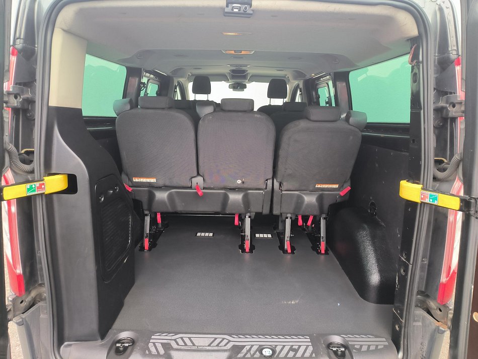 Ford Transit Custom 2.2TDCi Trend L2 8míst