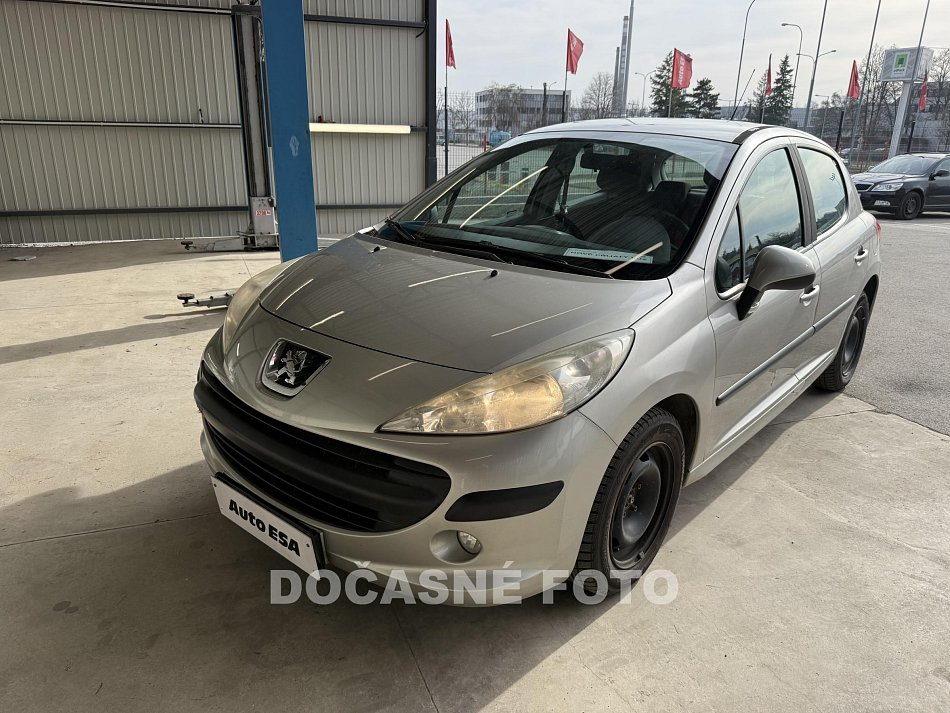 Peugeot 207 1.4i 
