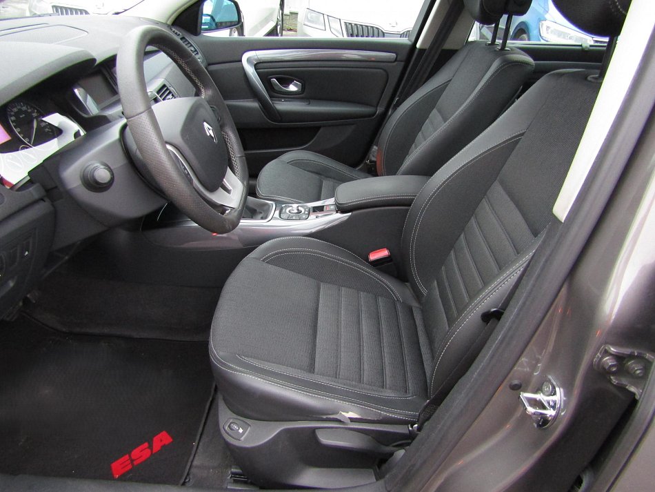 Renault Laguna 2.0dCi Dynamique