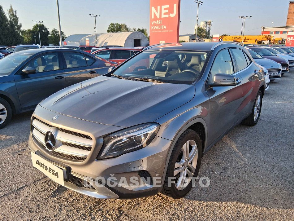 Mercedes-Benz GLA 250 4Matic  4Mat