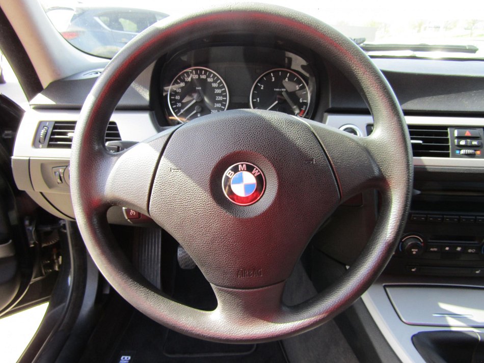 BMW Řada 3 2.0i 