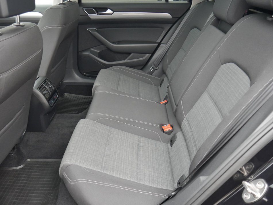 Volkswagen Passat 2.0TDi 