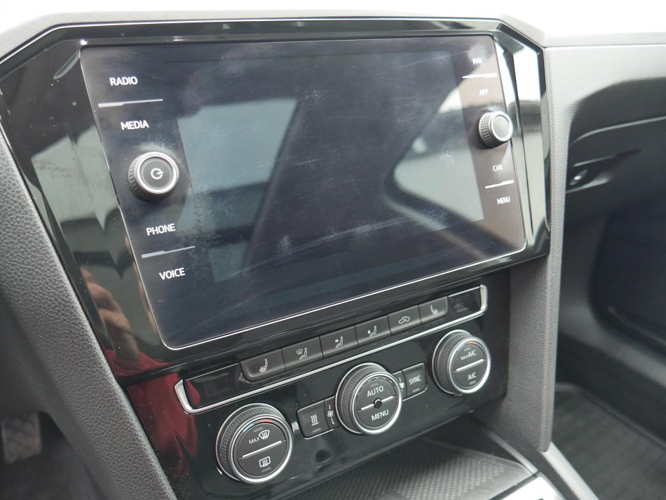 Volkswagen Passat 2.0TDi 