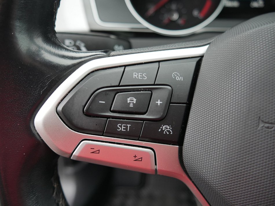 Volkswagen Passat 2.0TDi 