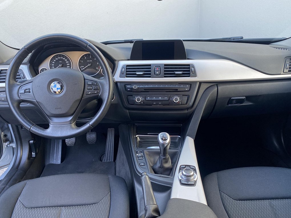 BMW Řada 3 2.0d  318d