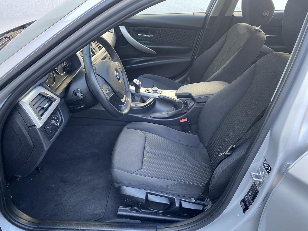 BMW Řada 3 2.0d  318d