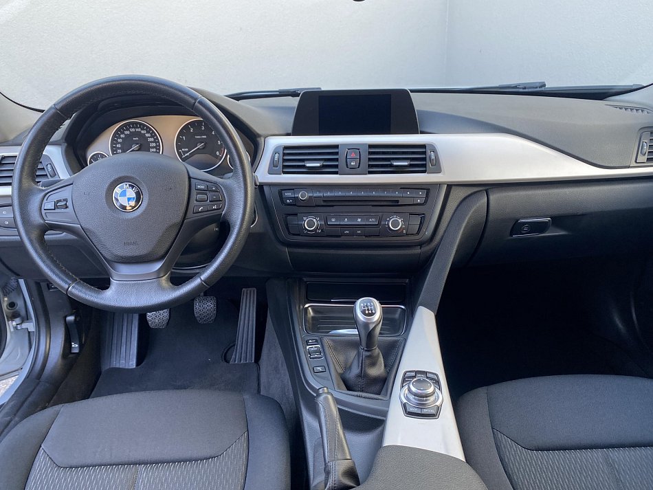 BMW Řada 3 2.0D  318d