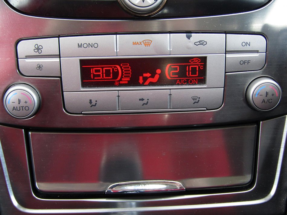 Ford Mondeo 2.0TDCi 