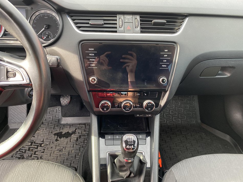 Škoda Octavia III 2.0 TDi  4x4