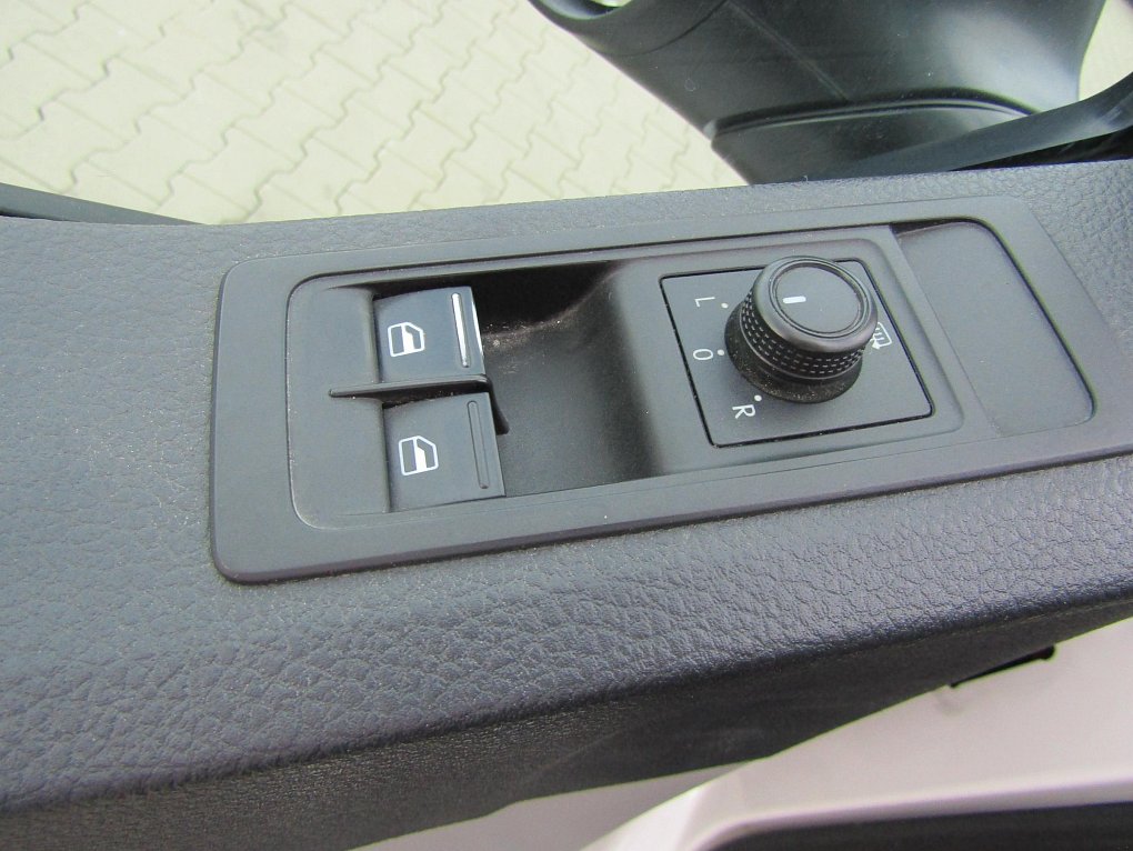 Volkswagen Transporter 2.0TDi  L1H1